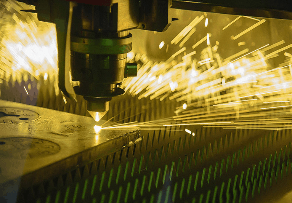 Sự Khác Biệt Giữa Cắt CNC Và Cắt Laser: So Sánh Chi Tiết 2026